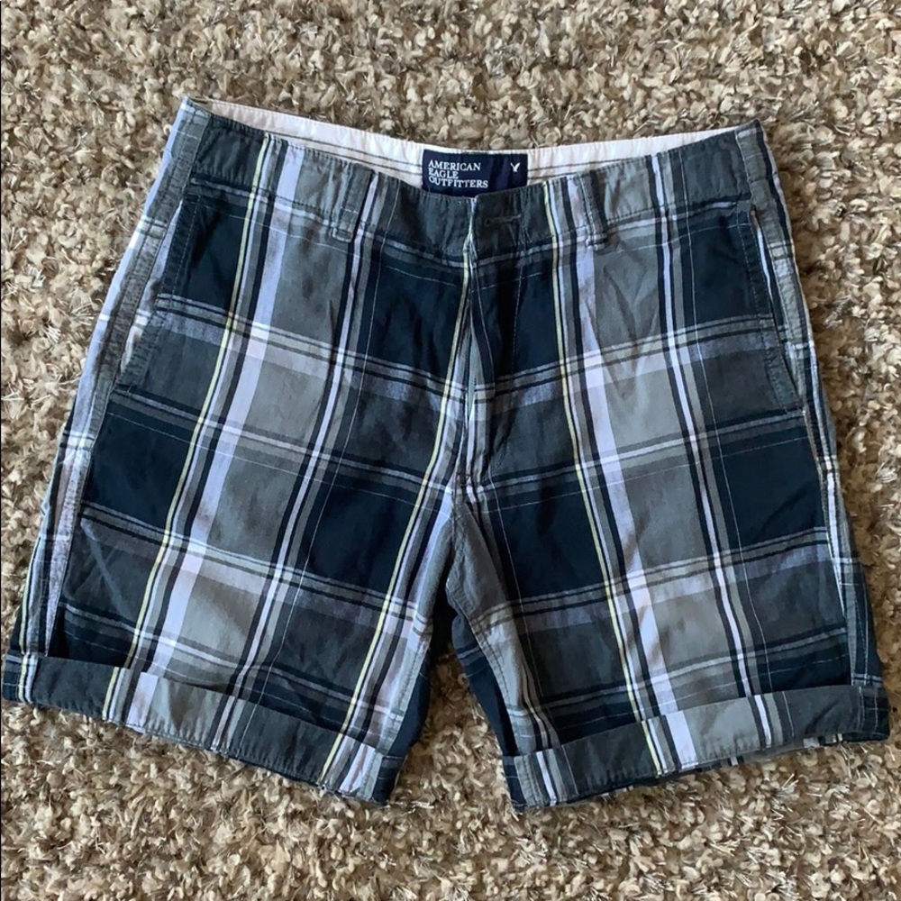 American eagle 🦅 plaid shorts